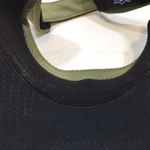 NFL Tampa Buccaneers New Era Olive Salute to Service Sideline Visor - Picture 10 of 10